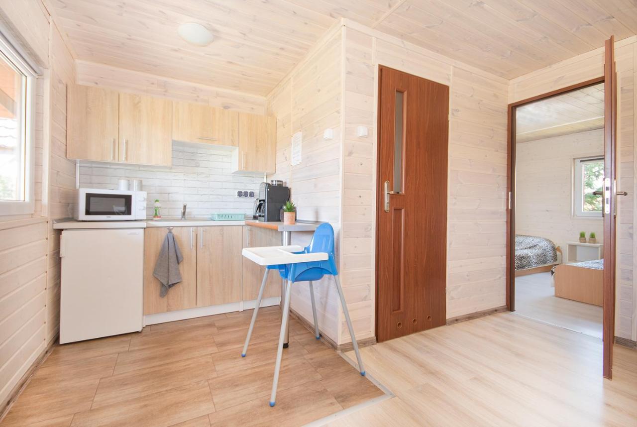 Przyjazna Osada - Domki I Apartamenty Ujście-Darłowskie Exterior foto
